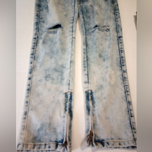 Black skinny flex distressed jeans with zipper hem - Picture 4 of 11